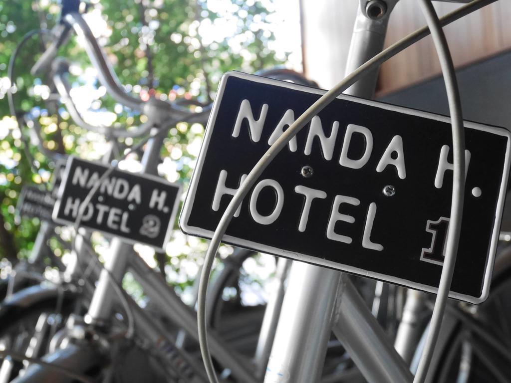 Nanda Heritage Hotel Bangkok Bagian luar foto